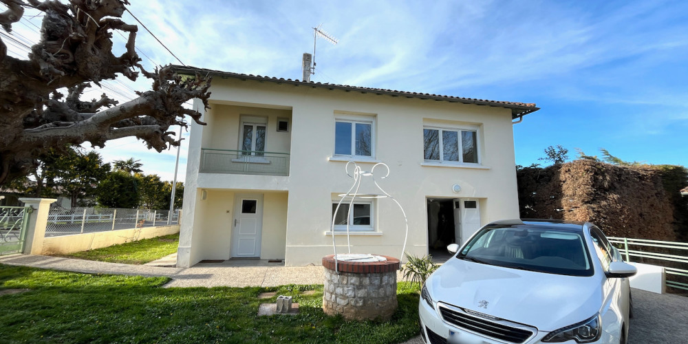 maison à STE LIVRADE SUR LOT (47110)